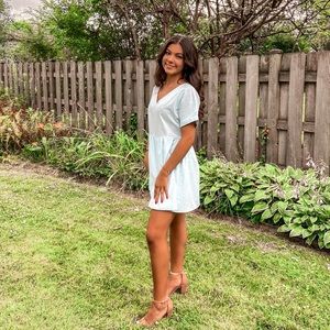 Meet your Posher, Daniela